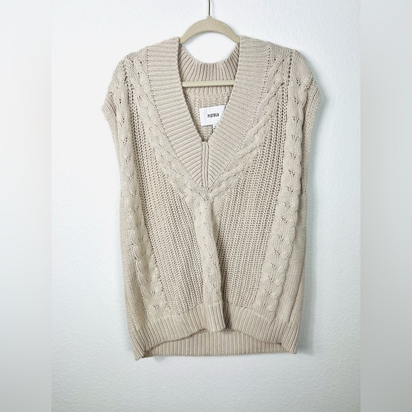 PISTOLA Kiran V-Neck Pullover Vest sweater size M - Picture 2 of 8